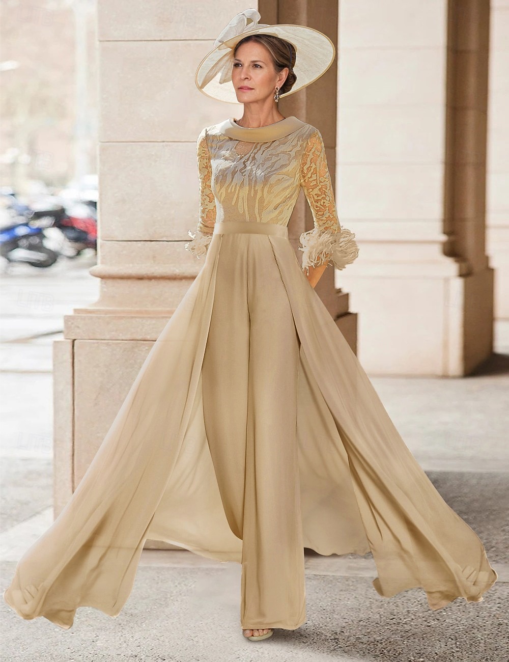 Tuta Completo Pantalone Lunghezza al pavimento Abito da cerimonia per signora Mezza Manica Collo gioiello Elegante Vintage Ospite di nozze Chiesa Chiffon con Piuma Paillettes Applicazioni del 2026 a $195.99 –P12
