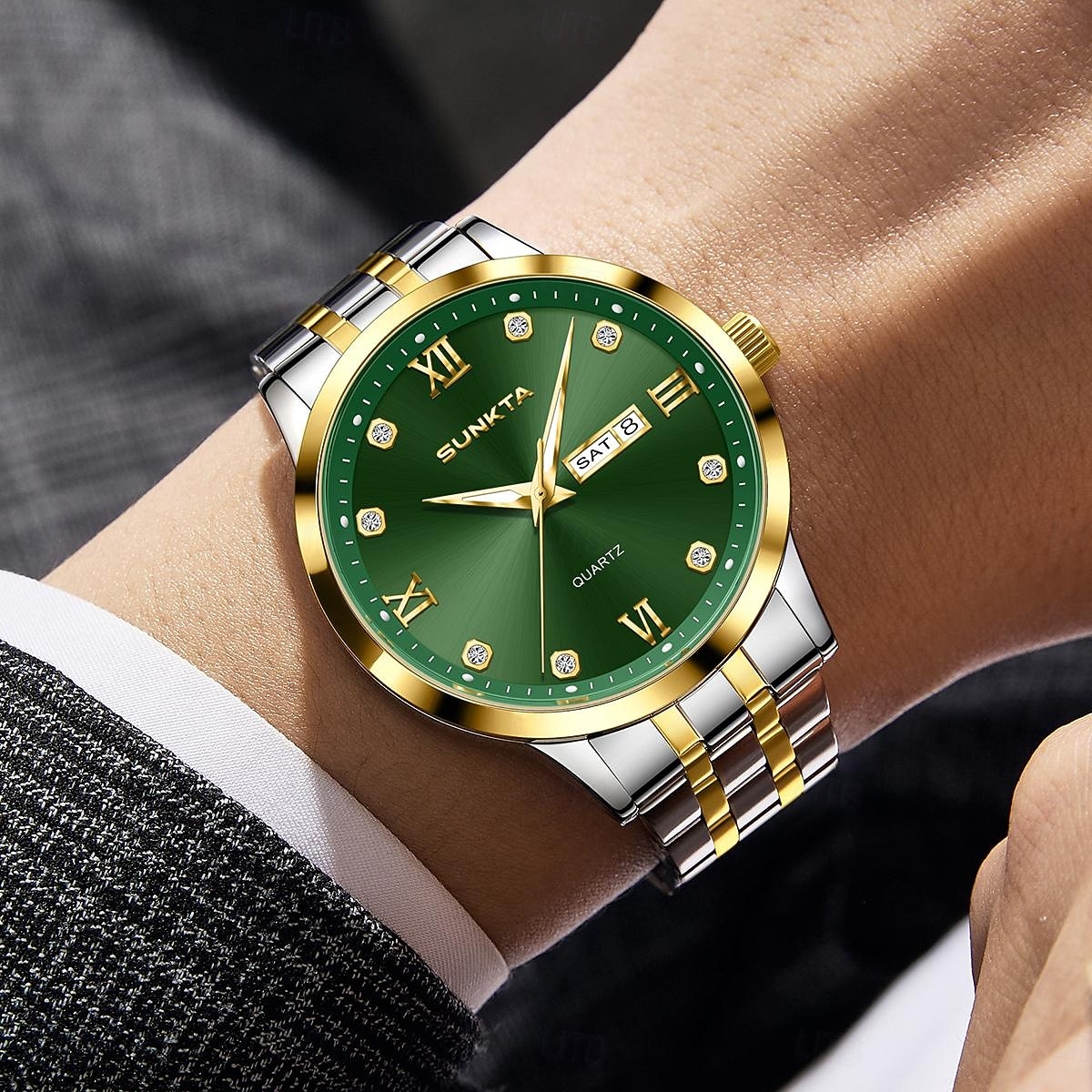 Reloj de negocios de lujo para hombre Sunkta, esfera verde, correa de acero inoxidable bicolor, resistente al agua, movimiento de cuarzo con calendario de día y fecha, números romanos, marcadores de 2026 - $9.99 –P6