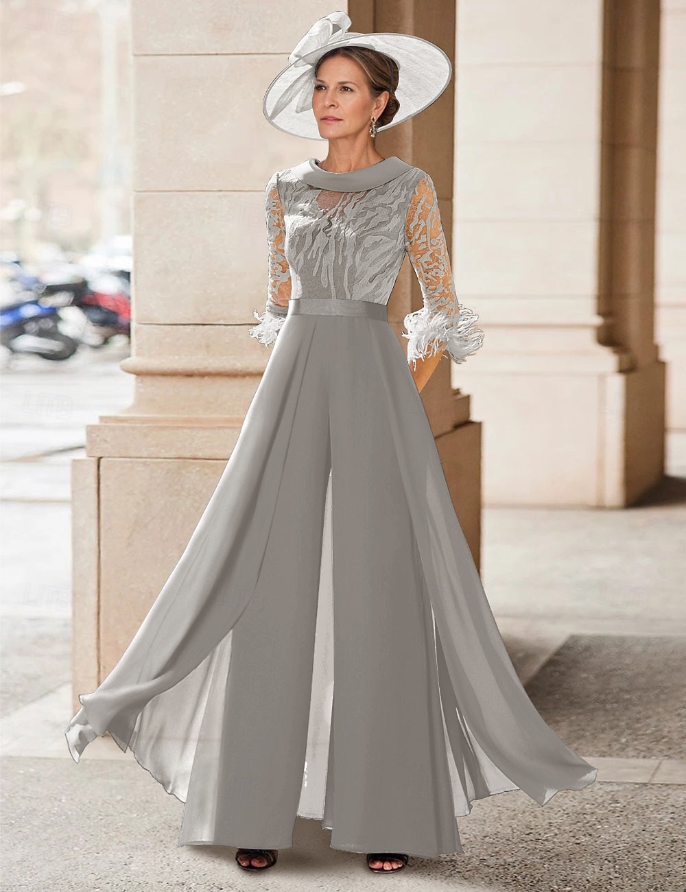 Tuta Completo Pantalone Lunghezza al pavimento Abito da cerimonia per signora Mezza Manica Collo gioiello Elegante Vintage Ospite di nozze Chiesa Chiffon con Piuma Paillettes Applicazioni del 2026 a $195.99 –P10