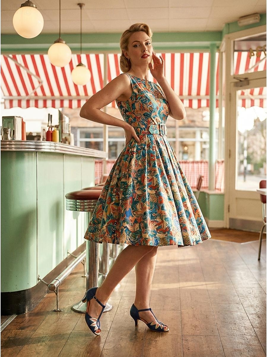 Escarpins Mary Jane vintage années 1950 pour femme - chaussures bleu marine à bout ouvert et bride en T ornées d'une fleur dorée, idéales pour une soirée à thème rétro. de 2026 ? $46.99 –P1