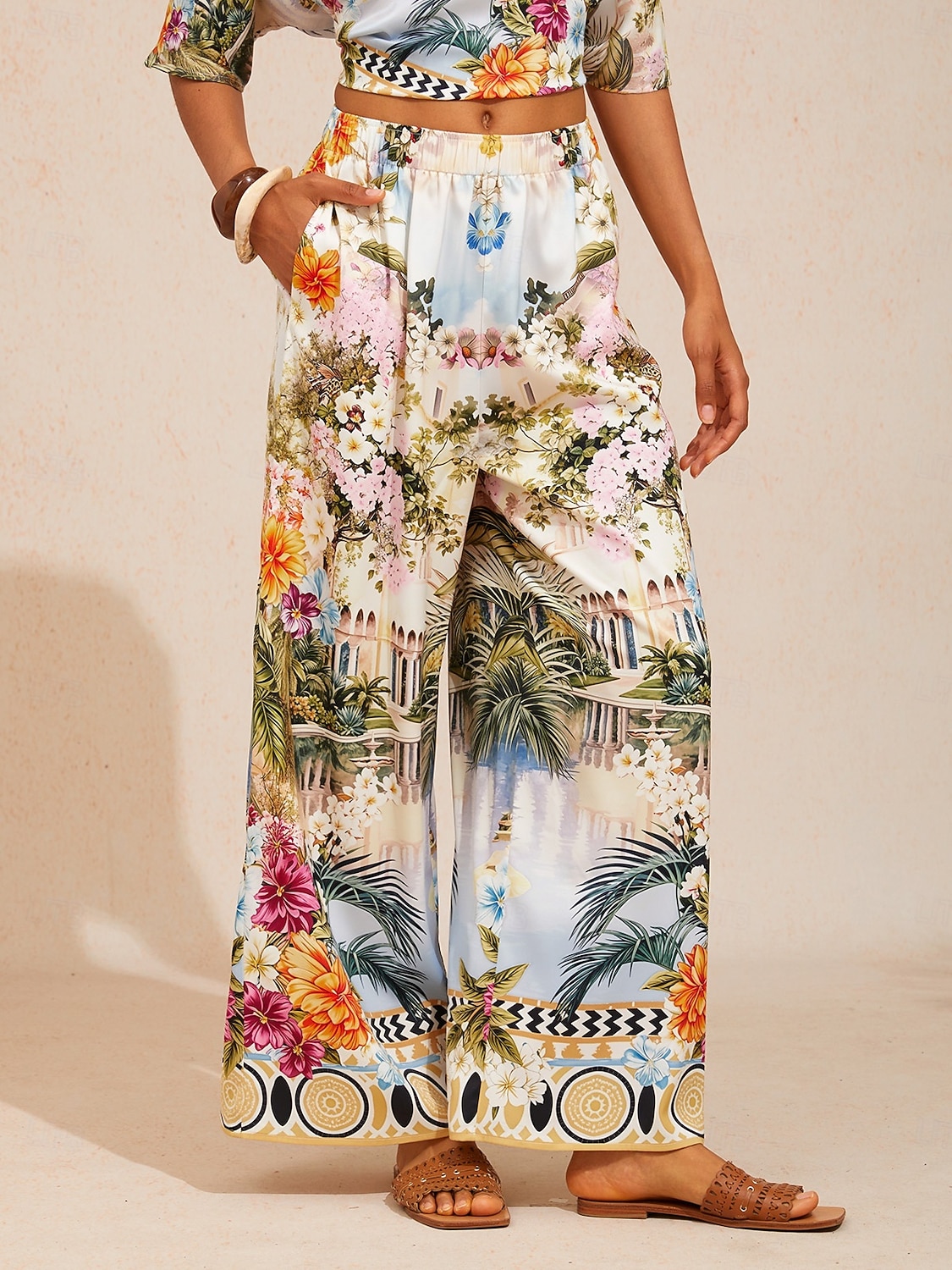pantalon large en satin à motif floral pastel de 2026 ? $79.99 –P5