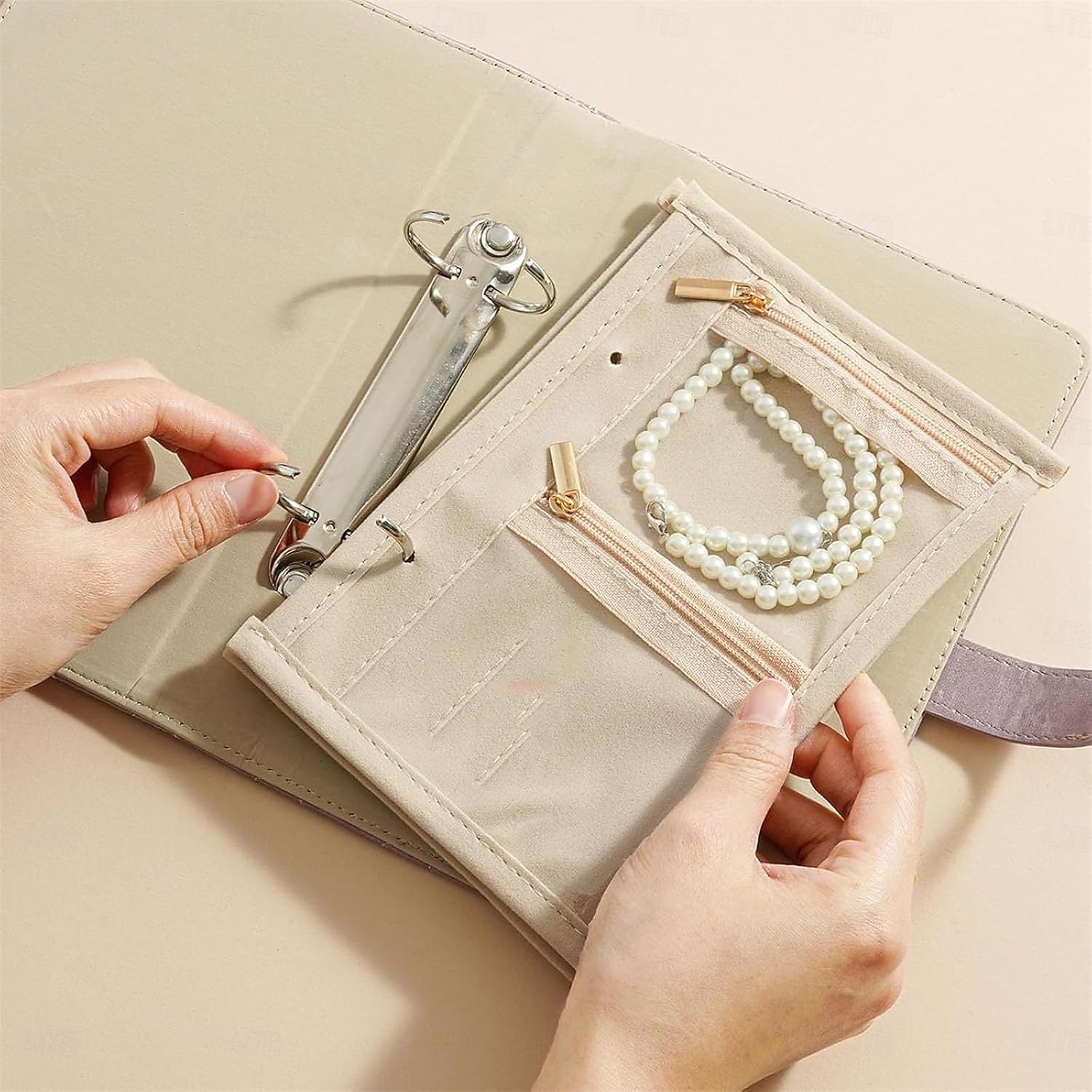 Astuccio da viaggio per gioielli, pratico astuccio in pelle per gioielli da donna, con 5 pochette in velluto rimovibili per orecchini, anelli, collane e accessori da viaggio anti-groviglio. del 2026 a $19.99 –P7