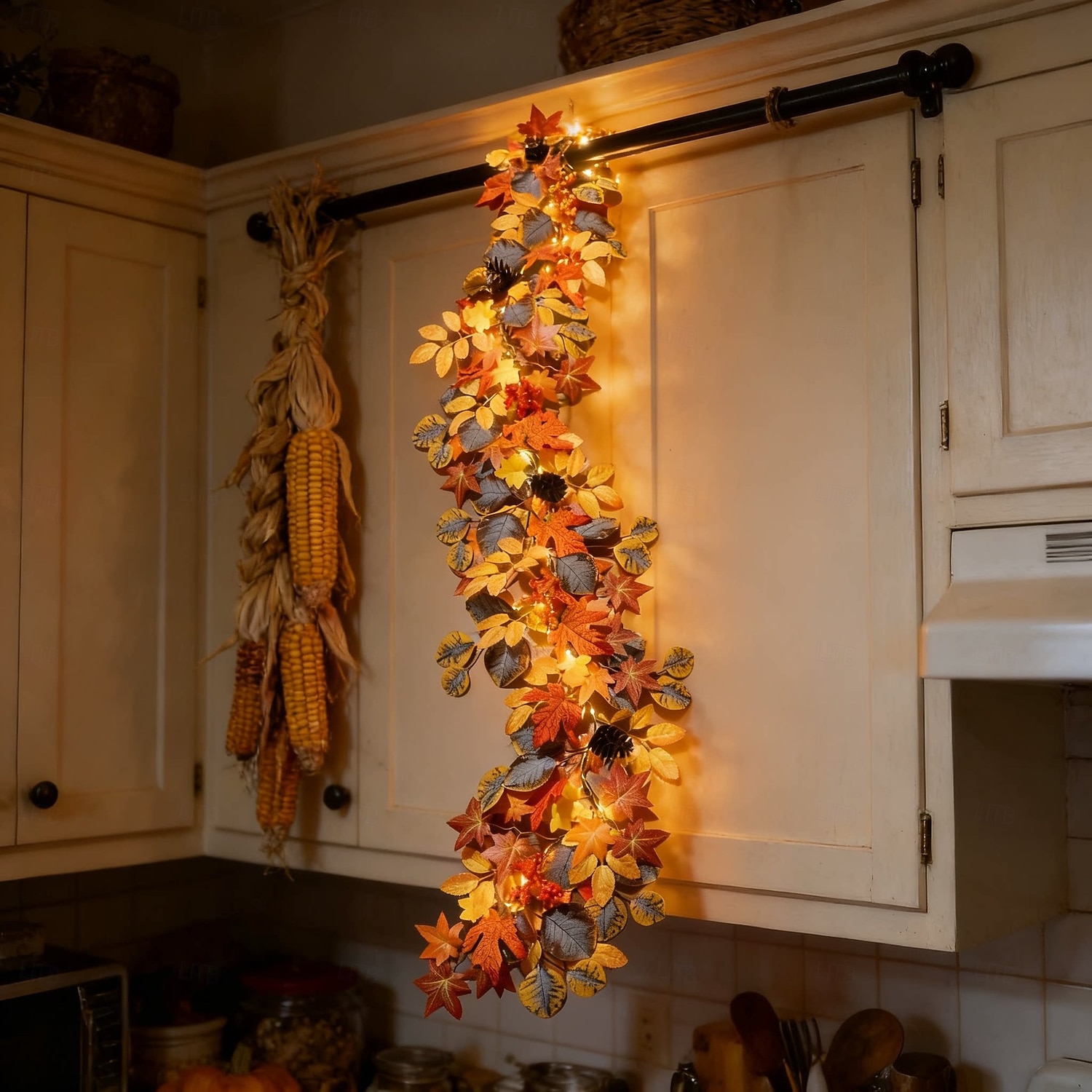Guirlande lumineuse d'automne en forme de feuilles d'érable, décorations lumineuses d'Halloween avec vigne à baies rouges, guirlande lumineuse LED féérique pour la fête des récoltes, décoration de 2026 ? $23.99 –P5