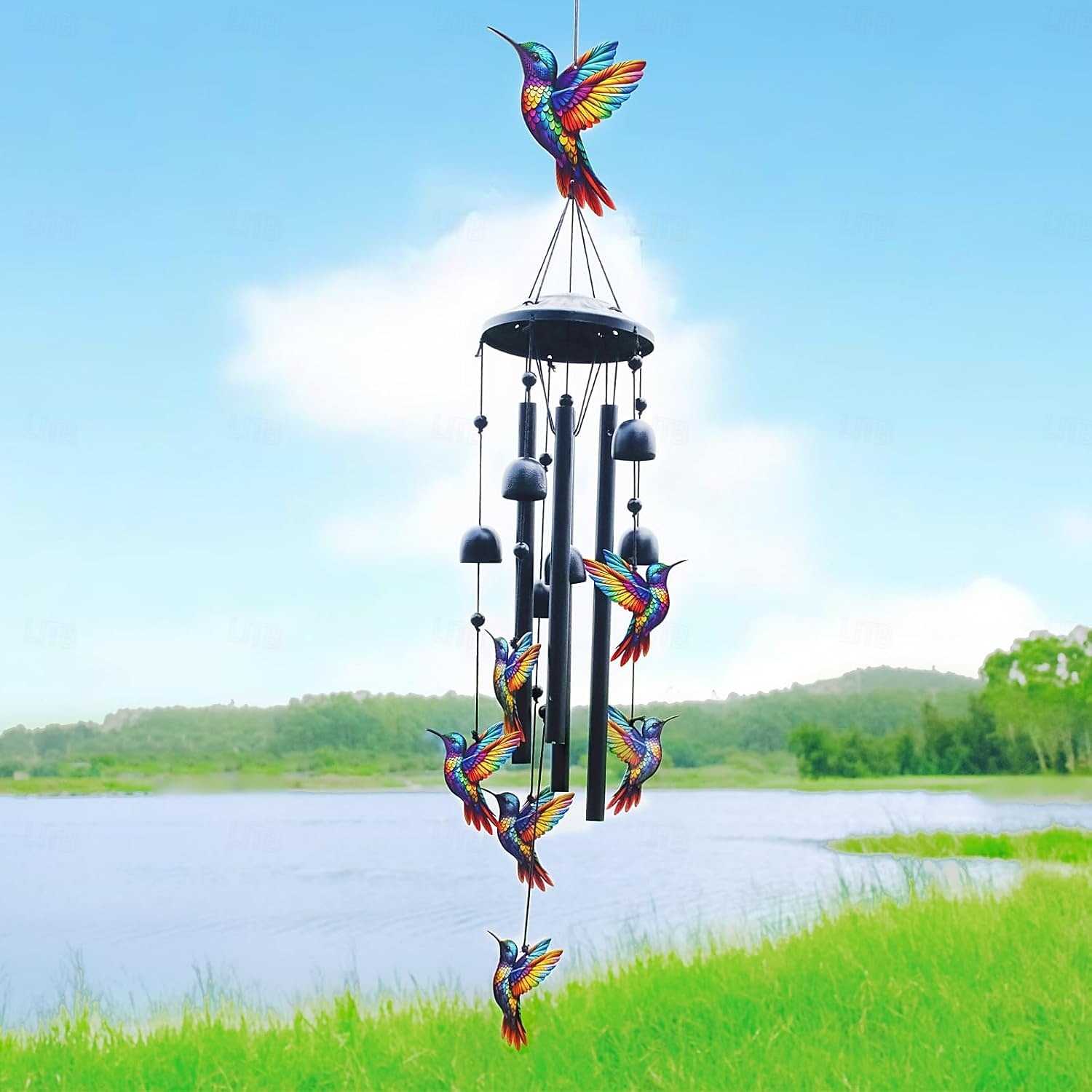 Buntes Vintage-Windspiel mit Kolibri-Motiv für draußen, schwarzes Metall-Windspiel für den Außenbereich, Geschenkideen für Frauen und Männer, Garten- und Hofdekoration, Erinnerungs- oder 2026 - $26.99 –P11