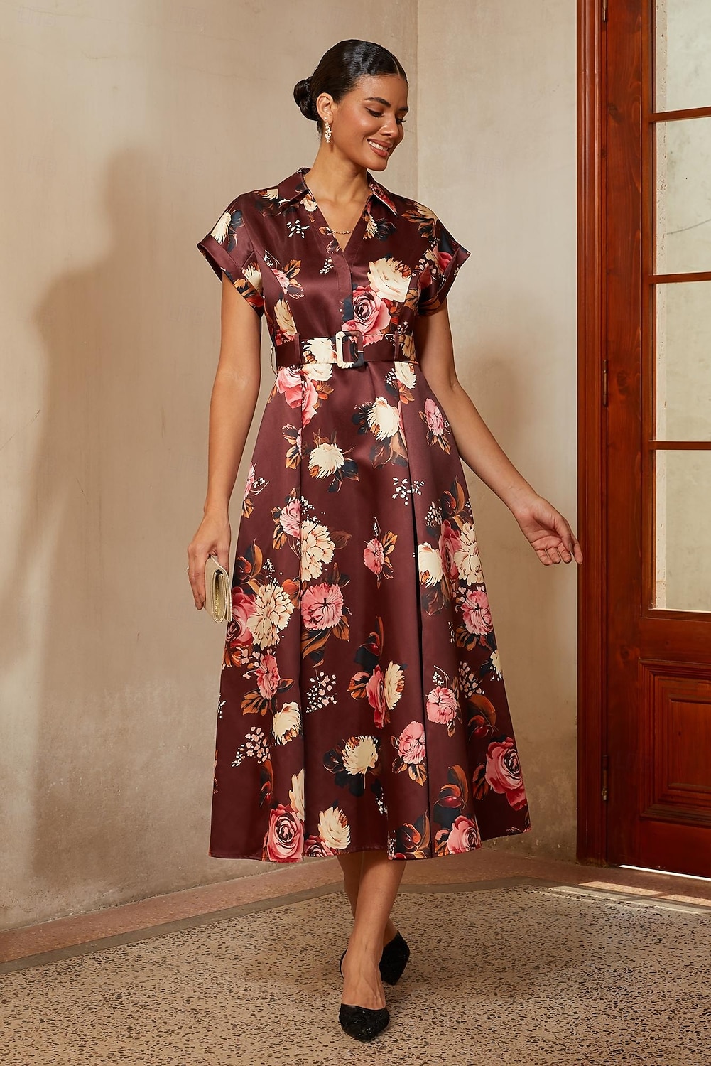 Per donna Linea ad A Abito da Cocktail Abito da invitata a nozze Lunghezza Tè Scollo a V Bavero Manica Corta Spalla scesa Vita Alta Elegante Vintage Madre della sposa Semi-Formale con Raso Stampa del 2026 a $119.99 –P2