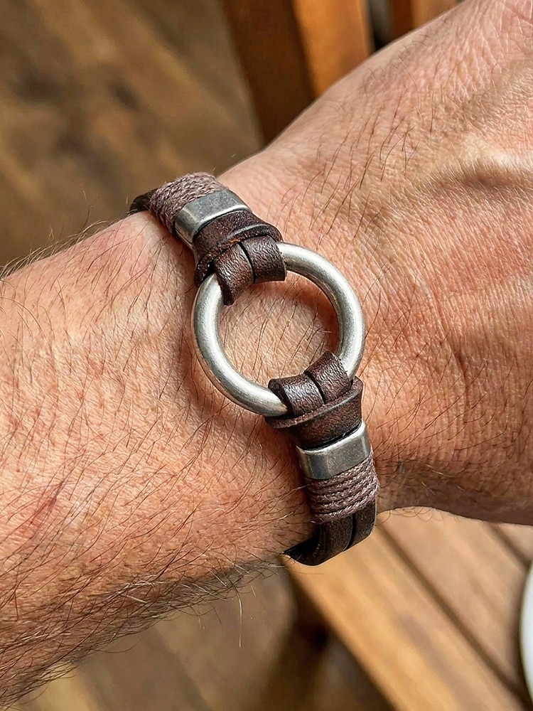 Herrearmbånd i ekte skinn i svart brunt, vintage minimalistisk legeringsringarmbånd for menn, uformelt retro armbåndssmykke til daglig bruk, reise og gave 2026 - $7.99 –P3