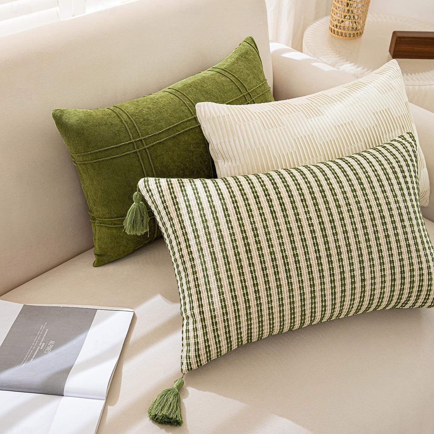 Waldgrüne, gestreifte Kissenbezüge mit Quasten, strukturierte, gewebte quadratische Kissenbezüge im Landhausstil, rustikale, dekorative Boho-Kissenbezüge für Sofa und Couch &Bett (Set aus 2 / 4) 2026 - $36.99 –P8
