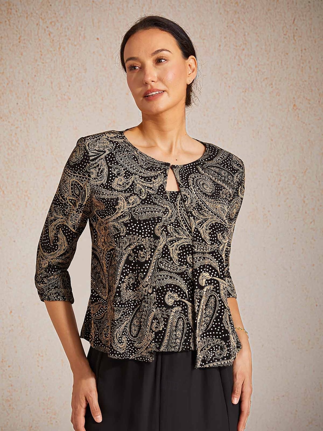 Mulheres camisa Boho Blusa Tops elegantes Purpurina Estampado Cashemere Elegante à moda Manga 3/4 Gola Redonda Tops regulares Diário Trabalho Convidado do casamento Preto Verão Primavera Outono de 2026 por $129.99 –P1