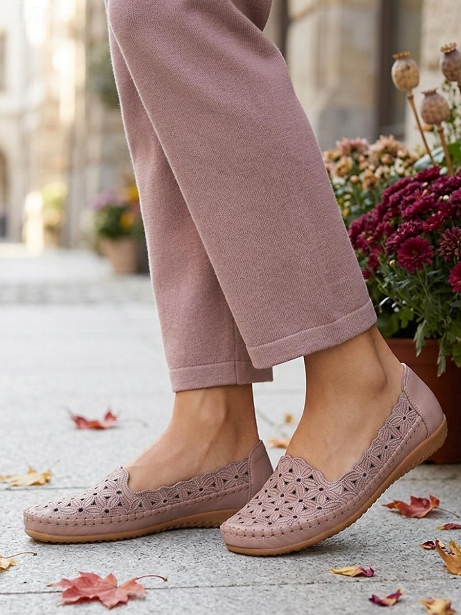 Women's Pink Floral Perforated Slip-On Shoes, Breathable Hollow Cutout Flat Shoes with Scalloped Edge, Soft Cushioned Insole & Flexible Anti-Slip Sole for Countryside Strolls, Shopping & Daily Leisure 2026 - $24.99 –P5