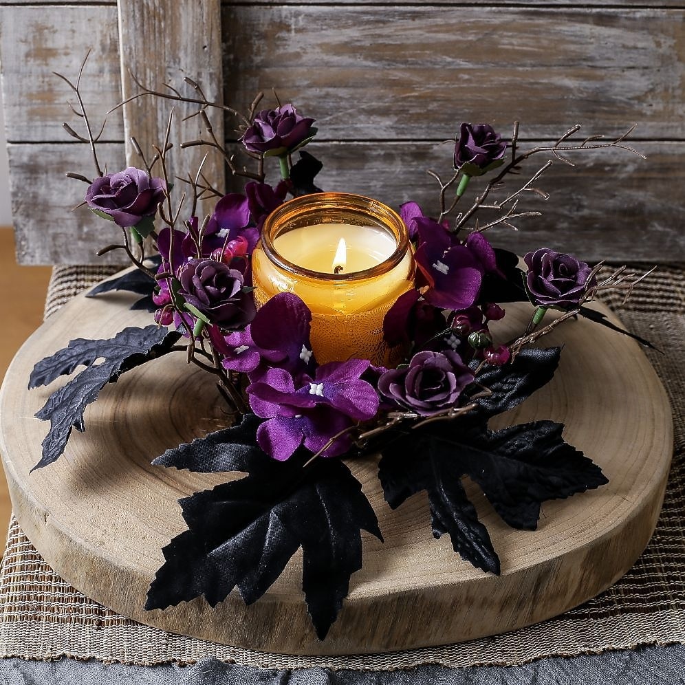 Lot de 2 anneaux de bougies artificiels en forme de roses pour Halloween, couronnes florales noires pour bougies piliers, décorations de table d'Halloween, centres de table gothiques, décoration de de 2026 ? $14.49 –P4