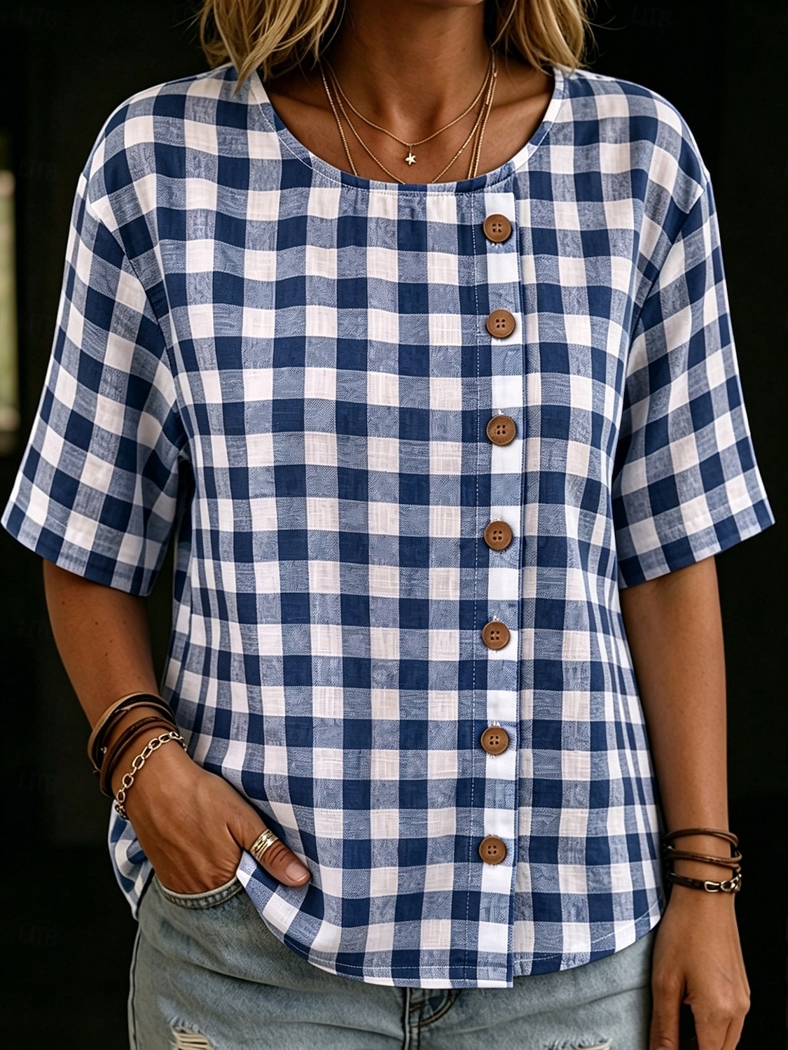 Bluză de vară pentru femei, albastru-alb, cu model gingham, decolteu rotund, asimetrică, cu nasturi din lemn, mânecă scurtă, ușoară, lejeră, respirabilă, casual 2026 - $26.99 –P5