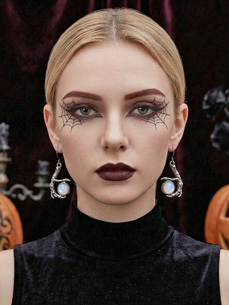 Women's Gothic Crescent Moon Drop Earrings with Gemstone Detail, Halloween Costume Jewelry for Parties, Cosplay & Witch Outfits 2026 - €12.99 –P5
