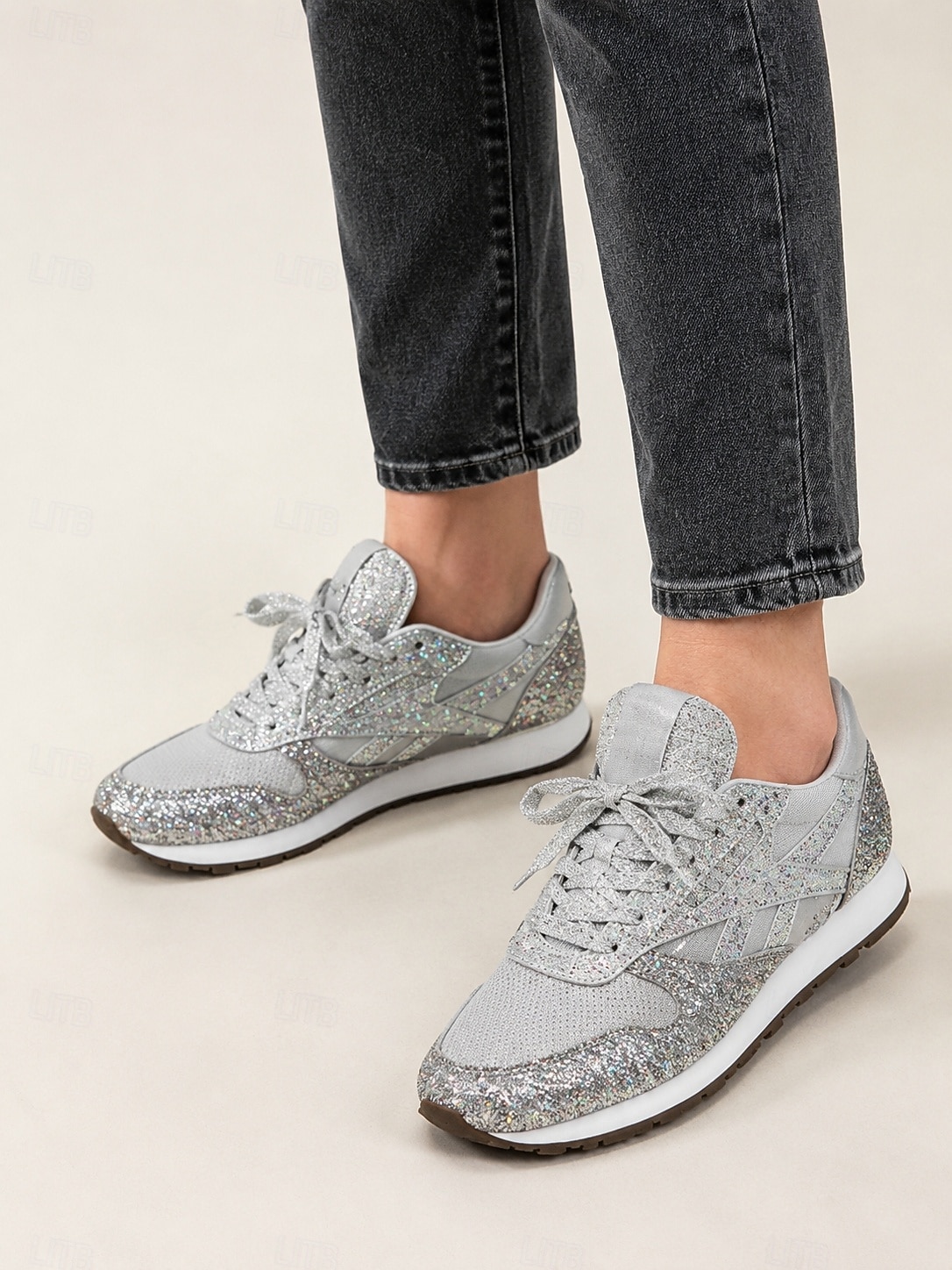 Women's Silver Glitter Sneakers with Rhinestone Embellishments, Lace-Up Low-Top Mesh Fashion Sneakers, Flat Sole Shoes for Fashion-Forward Women, Party, Casual Streetwear & Evening Events 2026 - $32.99 –P13