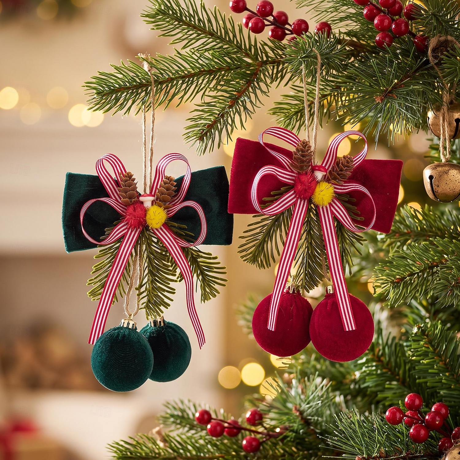 2 Stück weihnachtliche Samtkugel-Schleifen-Hängeornamente, gestreifte Tannennadel-Zapfen-Anhänger aus Band für Weihnachtsbaum, Fenster, Weihnachtsfeierdekorationen 2026