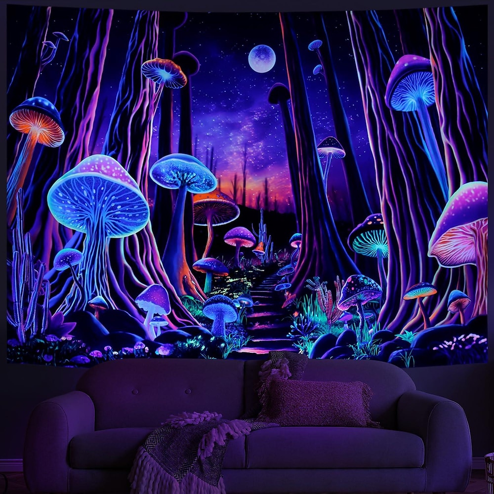 Pilz Fantasy Schwarzlicht Wandteppich UV reaktiv im Dunkeln leuchtend Party Trippy Misty Natur Landschaft Hängender Wandteppich Wandbild für Wohnzimmer Schlafzimmer Lightinthebox