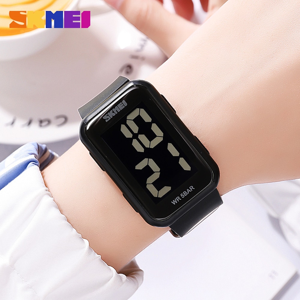 SKMEI Herren Digitaluhr Sport Modisch Lässige Uhr Armbanduhr leuchtend Kalender WASSERDICHT TPU Beobachten Lightinthebox