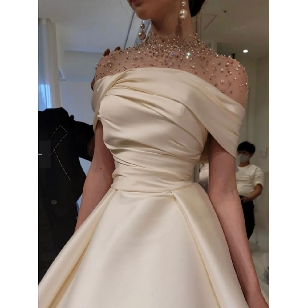 TS A-Linien-Abendkleid, elegantes, formelles Kleid, bodenlang, kurze Ärmel, Illusionshals, Satin mit geraffter Perlenverzierung, 2025 Lightinthebox