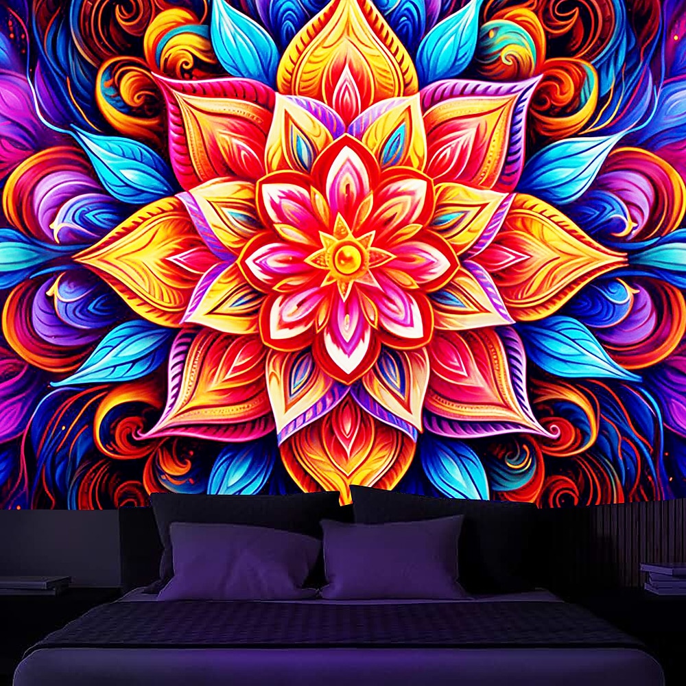 Boho Meditation Schwarzlicht Wandteppich UV reaktiv im Dunkeln leuchtender Trippy Misty Hängeteppich Wandbild für Wohnzimmer Schlafzimmer Lightinthebox