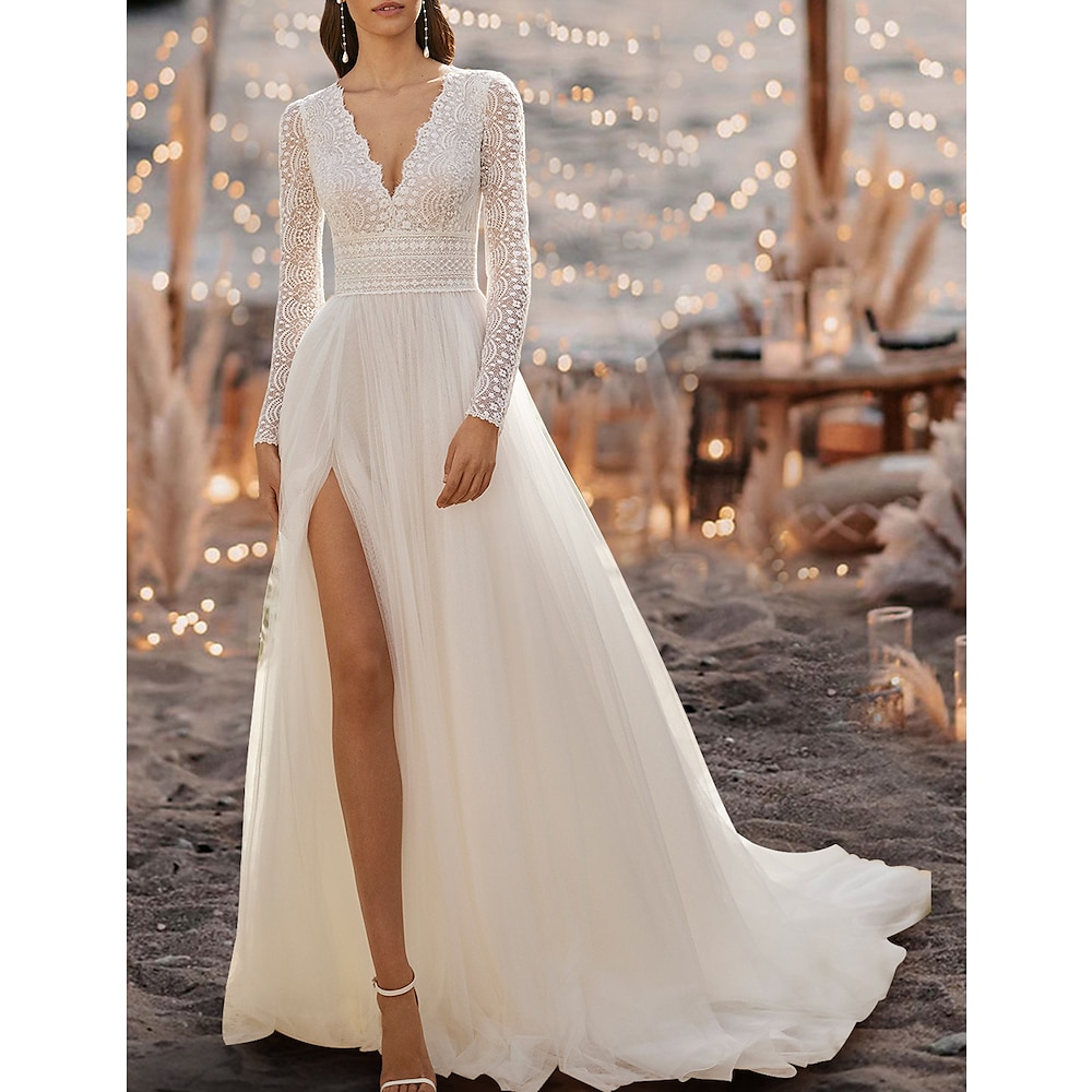 TS Strandhochzeit Strand Boho Brautkleider A-Linie V-Ausschnitt Langarm Hofschleppe Spitzenbrautkleider mit Schlitz vorne 2025 Lightinthebox