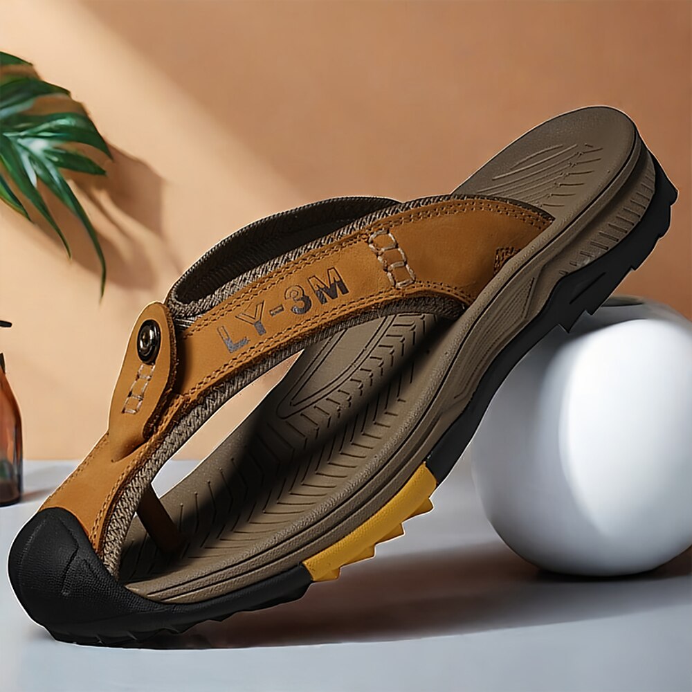 Braune Outdoor-Flip-Flops für Herren mit strapazierfähiger Sohle - bequeme und leichte Sandalen zum Wandern, für den Strand und die Freizeit Lightinthebox