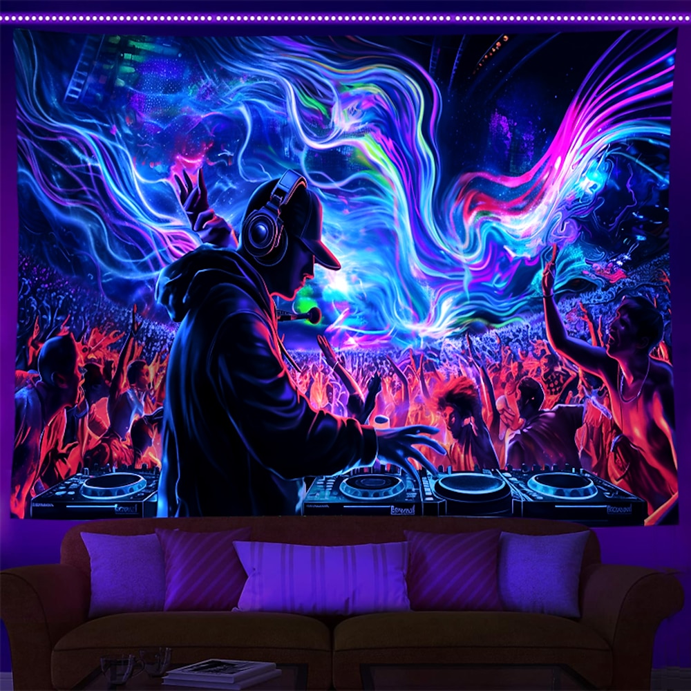 Schwarzlicht-Wandteppich, UV-reaktiv, leuchtet im Dunkeln, Glow Party, DJ-Musik-Festival, psychedelisch, trippig, neblig, hängender Wandteppich, Wandbild für Wohnzimmer, Schlafzimmer Lightinthebox