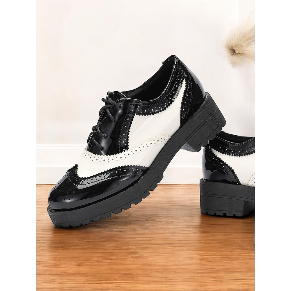 Damen-Oxford-Schuhe in Schwarz und Weiß im Brogue-Stil - Schnürschuhe aus Lack-Kunstleder, dicke Sohle, Vintage-Stil für formelle und legere Kleidung Lightinthebox