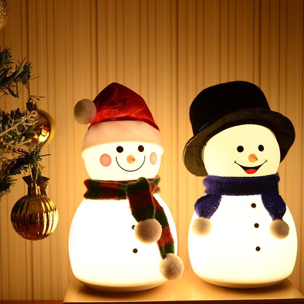 1 x Weihnachts-Schneemannmütze. Schal-RGB-Nachtlicht für den Schreibtisch, über USB wiederaufladbare Weihnachtsparty-Dekorationslampe, festliches Weihnachtslicht für die Nachttischatmosphäre, Lightinthebox