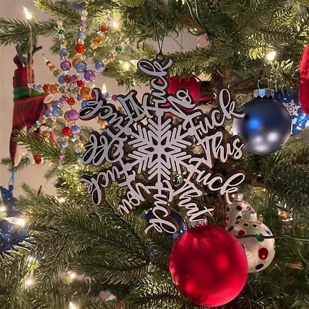 lustiges Fuck-Schneeflocken-Weihnachtsornament, Holzornament für Jahreszusammenfassung, hängender Weihnachtsanhänger aus Holz mit Schneeflocke, Weihnachtsszenen-Arrangement, hängende Schneeflocke Lightinthebox