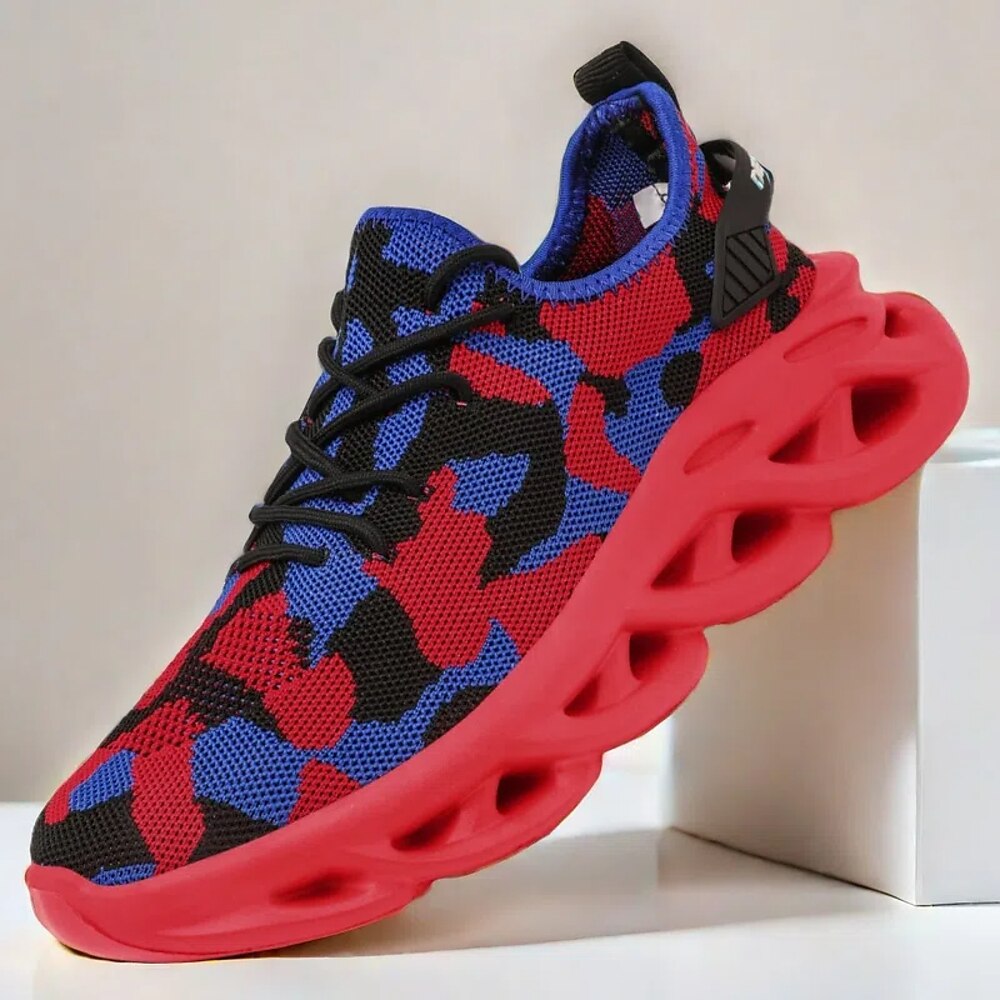 Sportliche Sneakers für Herren in rot-blauem Camouflage-Muster mit atmungsaktivem Mesh-Obermaterial und einzigartiger ausgehöhlter Sohle - leichte Sportschuhe zum Laufen, Trainieren und für die Freizeit Lightinthebox