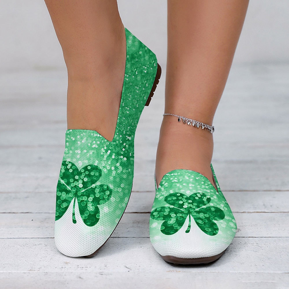 Atmungsaktive Damen-Schlupfschuhe mit Farbverlauf und Kleeblatt-Aufdruck in Grün, perfekt für die Feier des St. Patrick's Day Lightinthebox