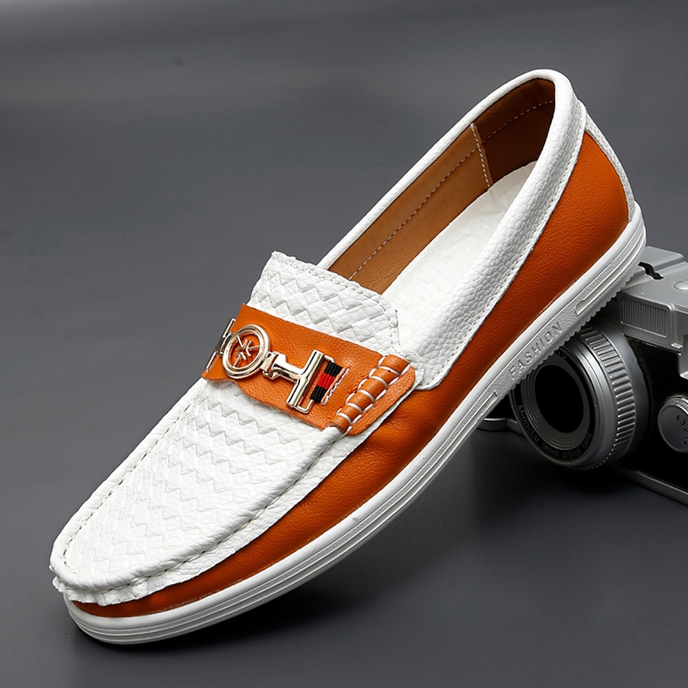 Herren-Loafer aus weißem und orangefarbenem Kunstleder mit Metallschnallendetail - stylische Schlupfschuhe für die Freizeit, die Arbeit und zum Autofahren Lightinthebox