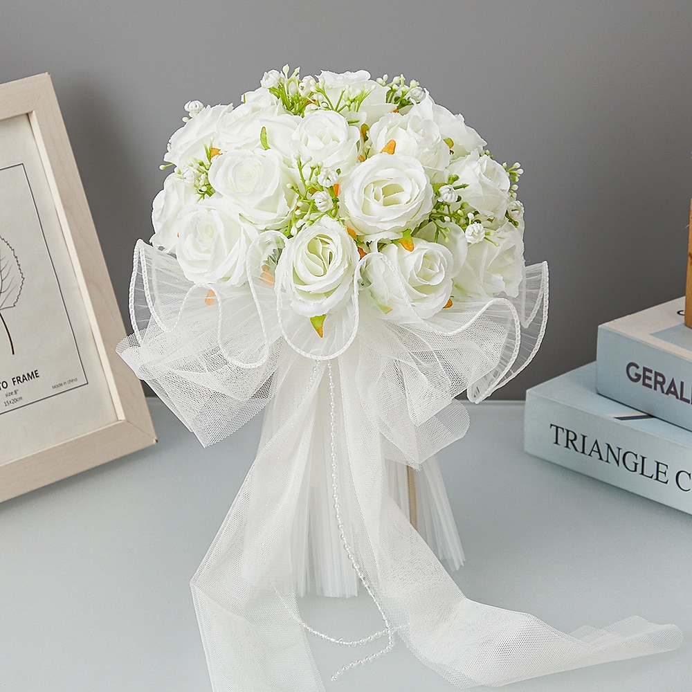 Hochzeitssträuße für die Braut, künstliche Seidenblumenrosen als Handstrauß für Braut und Brautjungfern, kreatives Blumenarrangement als Requisite für Hochzeitsfotografie Lightinthebox