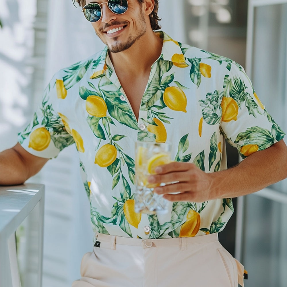 Herren Frucht Strandhemd Aloha-Shirt Kurzarm Hawaiianisch Urlaub Sommer Frühling Umlegekragen Knopf hoch Gelb Lightinthebox