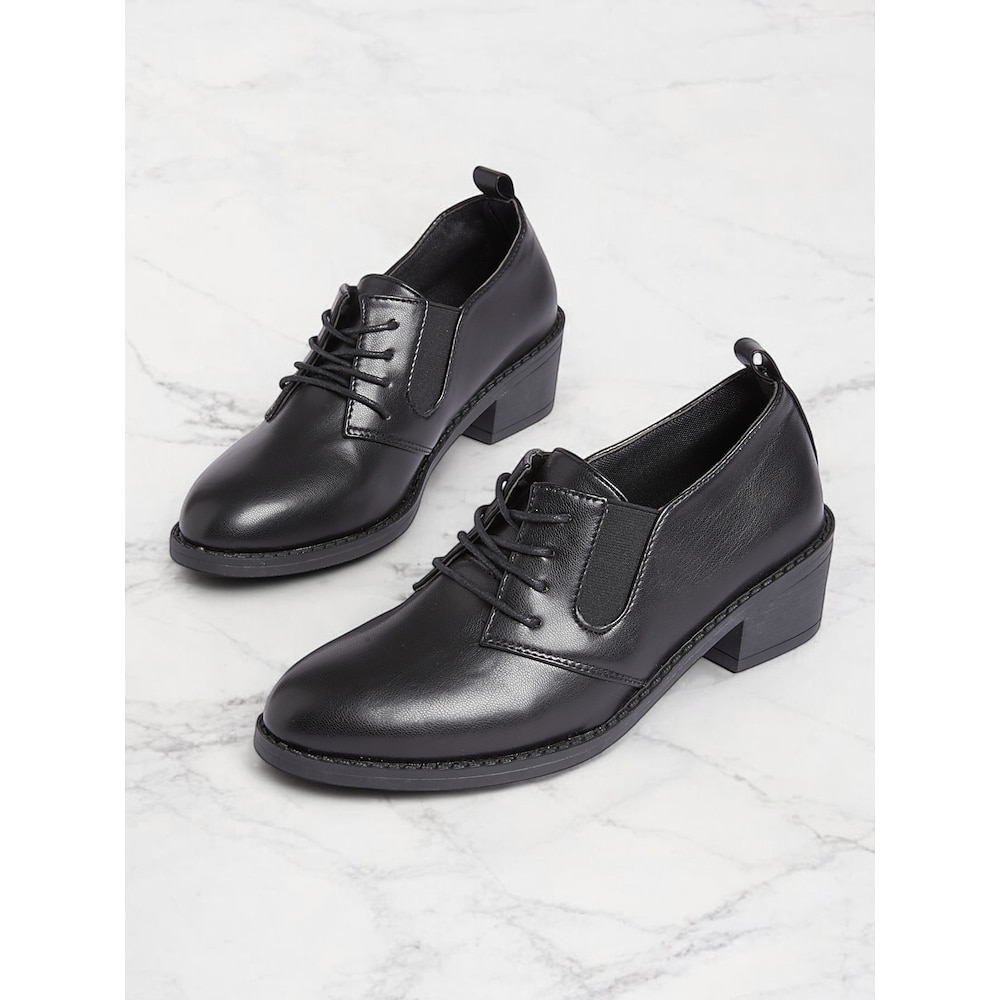 Schwarze Oxford-Schnürschuhe aus Kunstleder für Damen mit niedrigem Blockabsatz - klassische formelle Schuhe fürs Büro und den Alltag Lightinthebox