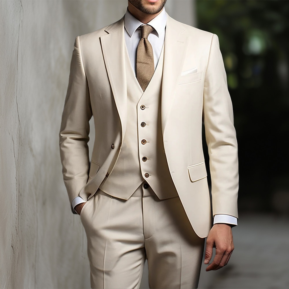 Herren Hochzeitsanzug beige einfarbig dreiteilig Businessanzug Tailored Fit einreihig zwei Knöpfe 2024 Lightinthebox