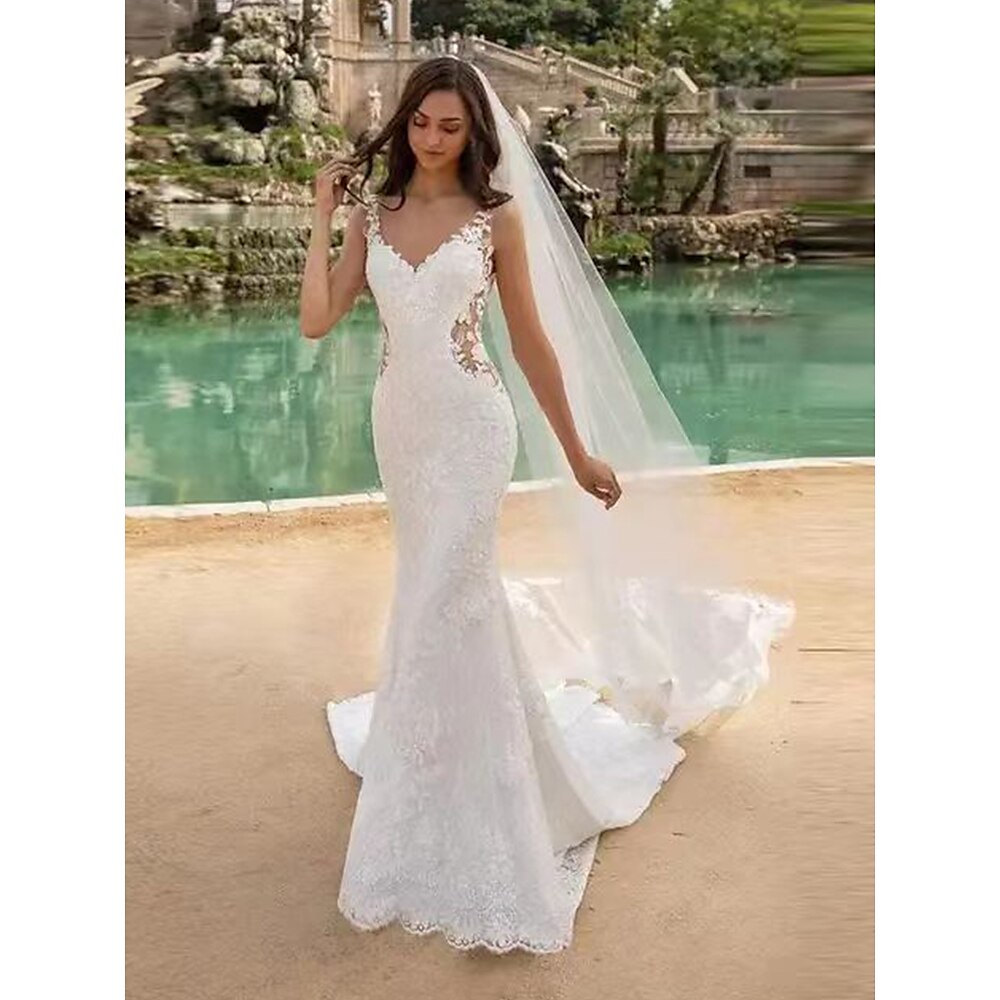 Hochzeitskleider Ballkleid V Ausschnitt Ärmellos Kirchen Schleppe Satin Brautkleider Mit Plissee Gerafft 2025 Lightinthebox