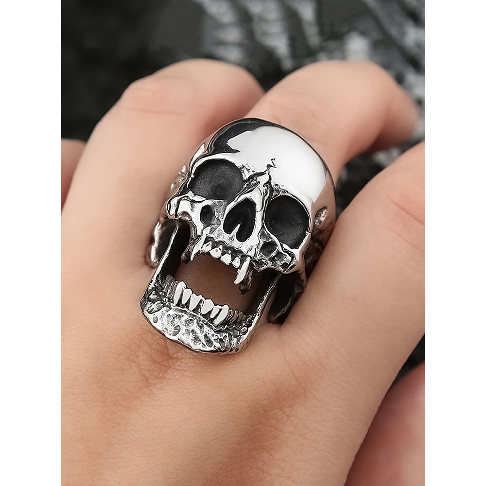 Totenkopfring für Herren - Gothic-Edelstahl mit detailliertem Design, perfekt für Punk-, Rock- und Freizeit-Outfits, ideal als Statement-Schmuck Lightinthebox