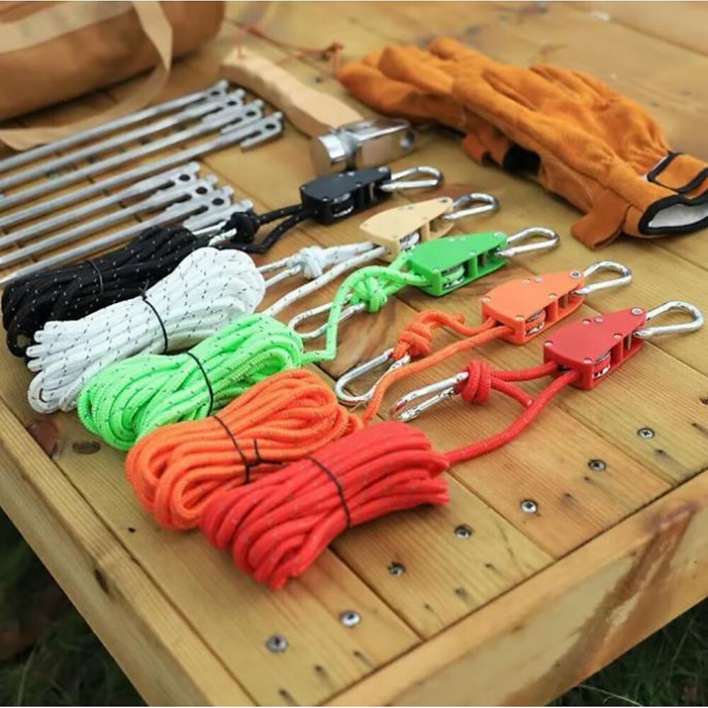 5 m winddichtes Outdoor-Seil, robustes Campingseil mit Flaschenzugsystem, reflektierende Nylonschnur mit verstellbarer Schnalle 2 Edelstahlkarabiner zum Wandern, Zeltaufbau, Ausrüstungssicherung Lightinthebox