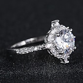 abordables Bagues-Bague anneau pour femmes zircon cubique diamant synthétique cadeau de fête fiançailles argenté classique halo pavé mariage pour impressionner