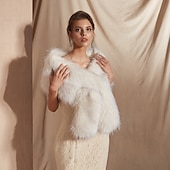 abordables Étole en fourrrure-châles de mariée beiges, enveloppes d&#039;hiver en fausse fourrure, enveloppes de soirée de mariage d&#039;automne pour femmes avec une couleur pure pour une robe de mariée formelle pour impressionner 2025