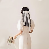 abordables Voiles de mariée-Voile de mariage élégant à un niveau / style doux / voile d&#039;anniversaire avec nœud en satin Robe en tulle de 15,75 pouces (40 cm) pour impressionner 2025
