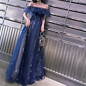 tanie Sukienki studniówkowe-A-Linie Sukienki na bal maturalny Elegancka sukienka Gość weselny Wyjściowa sukienka Długość do ziemi Krótki rękaw Na ramionach Tyll z haftem Sukienka z warstwami robiąca wrażenie