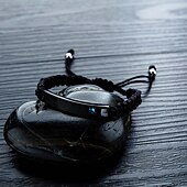 halpa Rannekorut-muoti yksinkertainen kaareva tuotemerkki titaaniteräs pari punottu rannekoru, japanilainen ja korealainen persoonallinen kiiltävä miesten ja naisten koruja voidaan kaivertaa