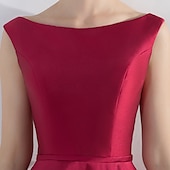 ieftine Rochii de Party-Rochie de seară în stil A-Line Rochie roșie și verde Rochie de nuntă pentru invitați Rochie de petrecere Asimetrică Fără mâneci Guler din piatra prețioasă Satin cu aspect elegant pentru a impresiona