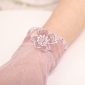 abordables Gants de Fête-Polyester Longueur Poignet Gant à la mode / Style vintage Avec Pétale Gants de Mariage / Fête