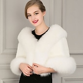billiga Pälssjalar-Vinter Fuskpäls Wraps Damens Wrap Bolero Bröllops Capleters Elegant Ärmlös Fuskpäls Höst Bröllops Gäst Wraps Med Fjädrar Päls För Bröllop klä dig för att imponera