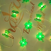 economico Striscie luci a batteria-st. luci diurne di patrick quadrifogli decorativi luci della stringa del led 5m 16.4ft 50leds alimentato a batteria fata lucky clover luci della stringa per la camera da letto festa festa verde irlandese decorazione
