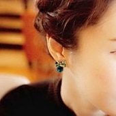 preiswerte Ohrringe-schicker und moderner Street-Geometrie-Ohrring / eleganter Charm-Würfel und Bowknot-Ohrringe für Damen / Partys / Alltagskleidung