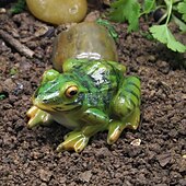 cheap Garden Sculptures&amp;Statues-2 Pieces Cute Resin Frog Garden Statue Bonsai Flowerpot Decoration Props for Desk Outdoor Garden Sculpture Decor Ornament