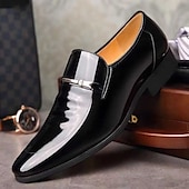 billiga Slip-ons och loafers till herrar-svarta loafers i lack för män med metalldekoration för högtids- och vardagskläder
